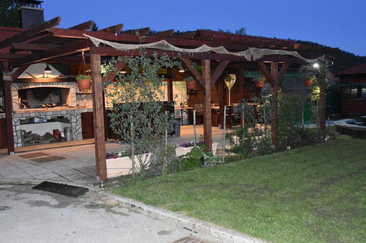 Apartments And Rooms Kod Eli ราฟนาโกรา ภายนอก รูปภาพ